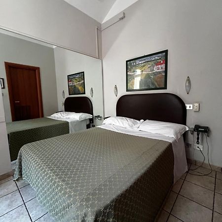 Hotel Ferrucci トリノ エクステリア 写真