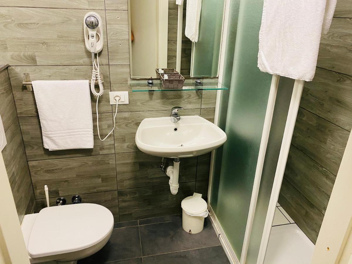 Hotel Ferrucci トリノ エクステリア 写真