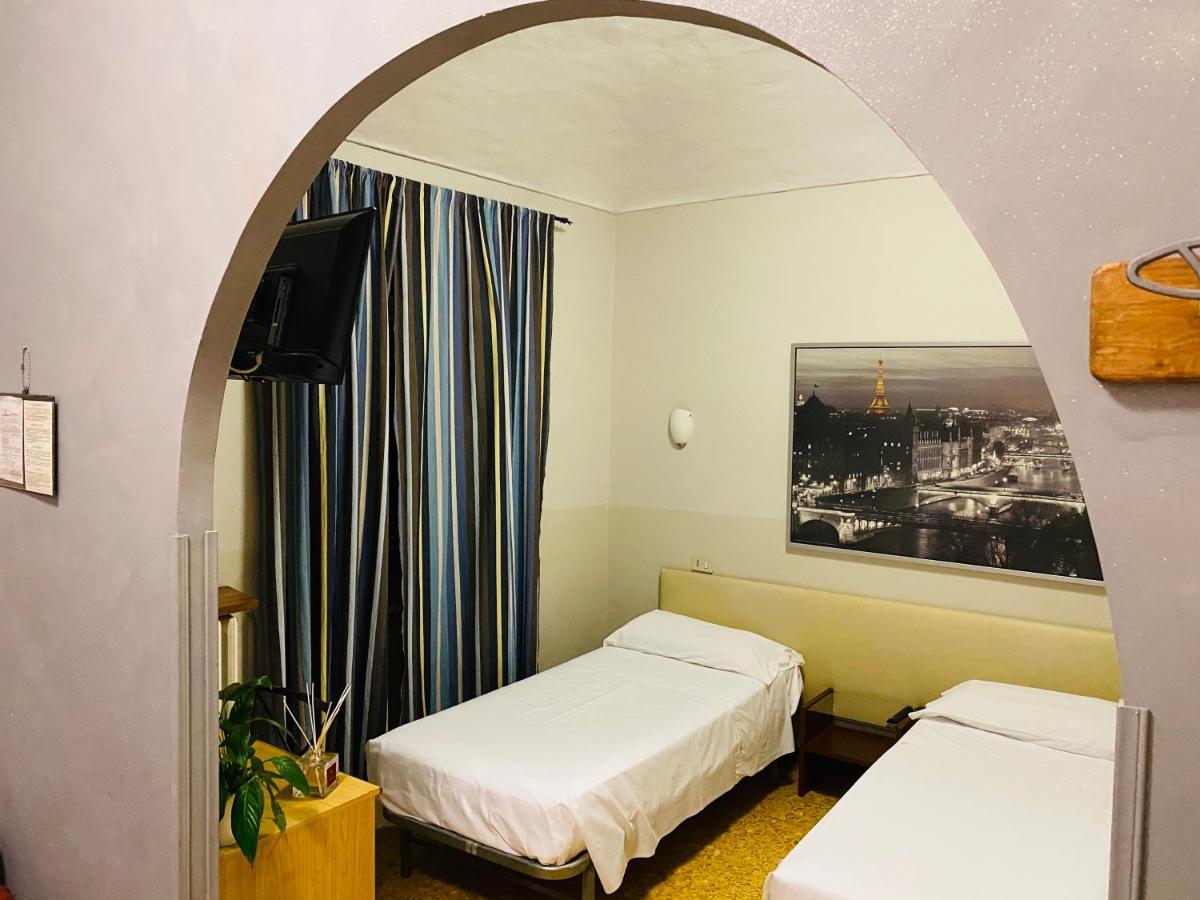 Hotel Ferrucci トリノ エクステリア 写真