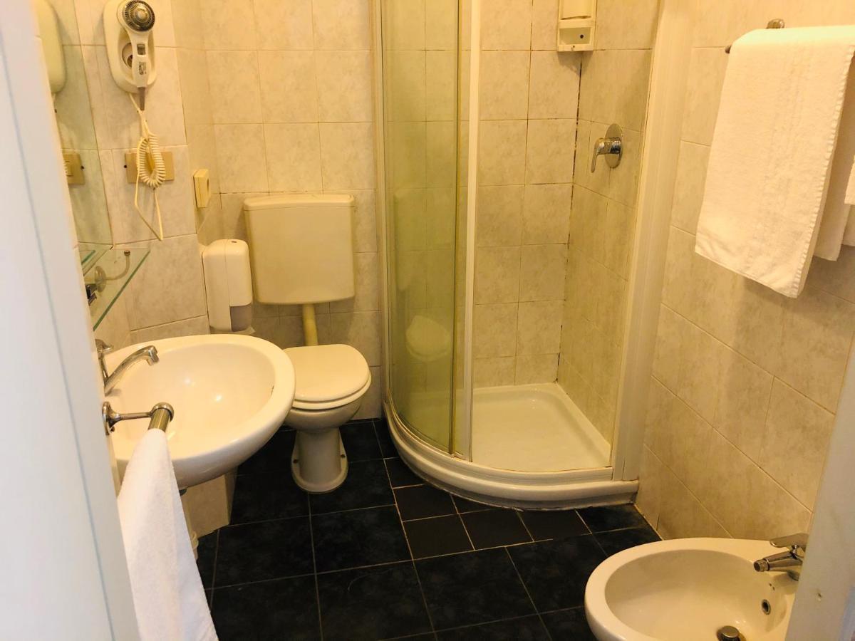 Hotel Ferrucci トリノ エクステリア 写真