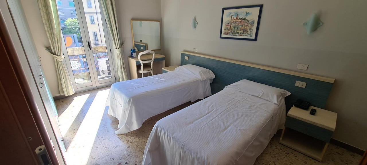 Hotel Ferrucci トリノ エクステリア 写真