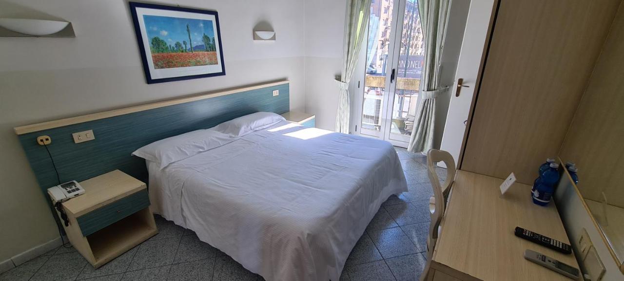 Hotel Ferrucci トリノ エクステリア 写真