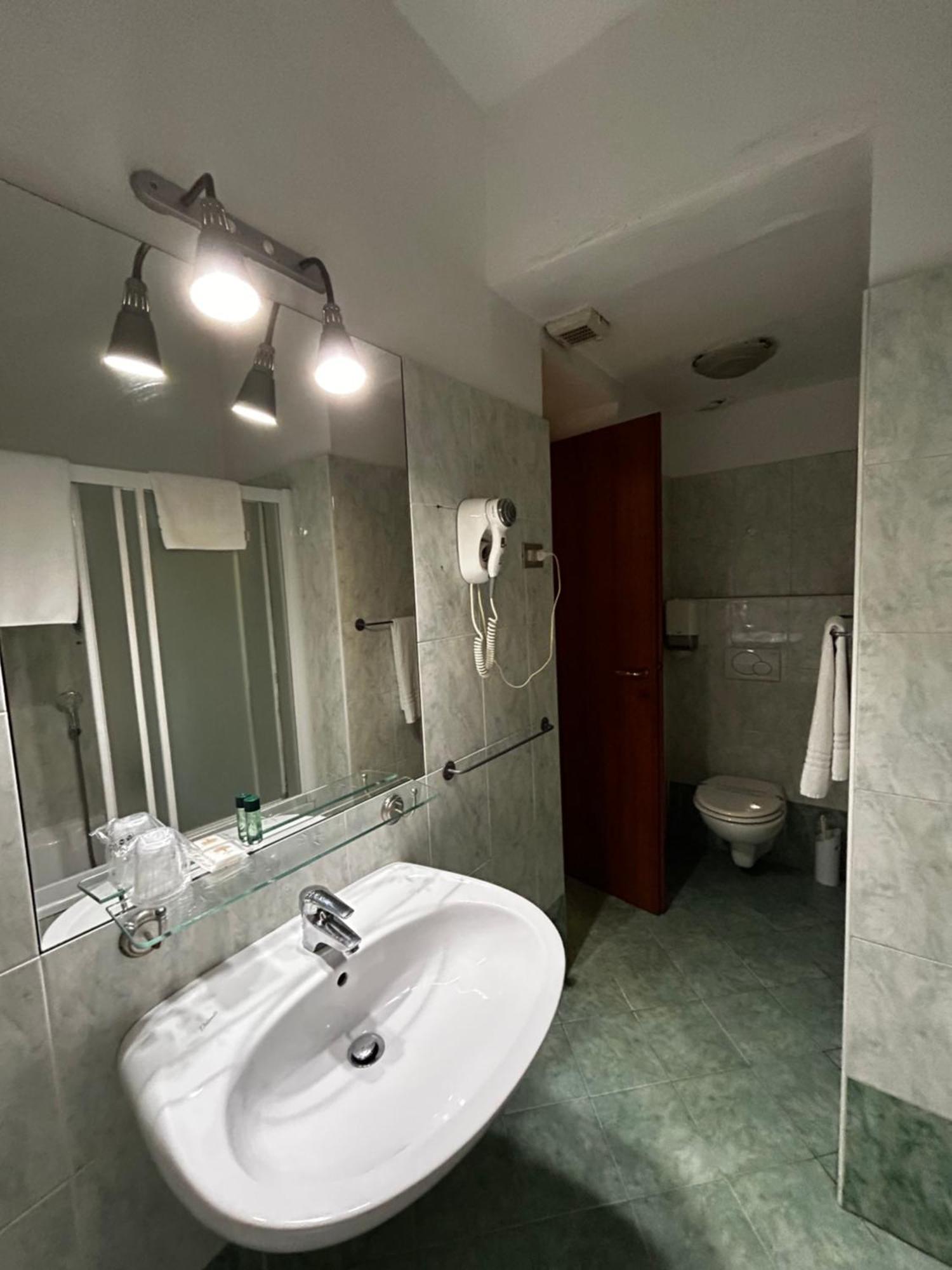 Hotel Ferrucci トリノ エクステリア 写真